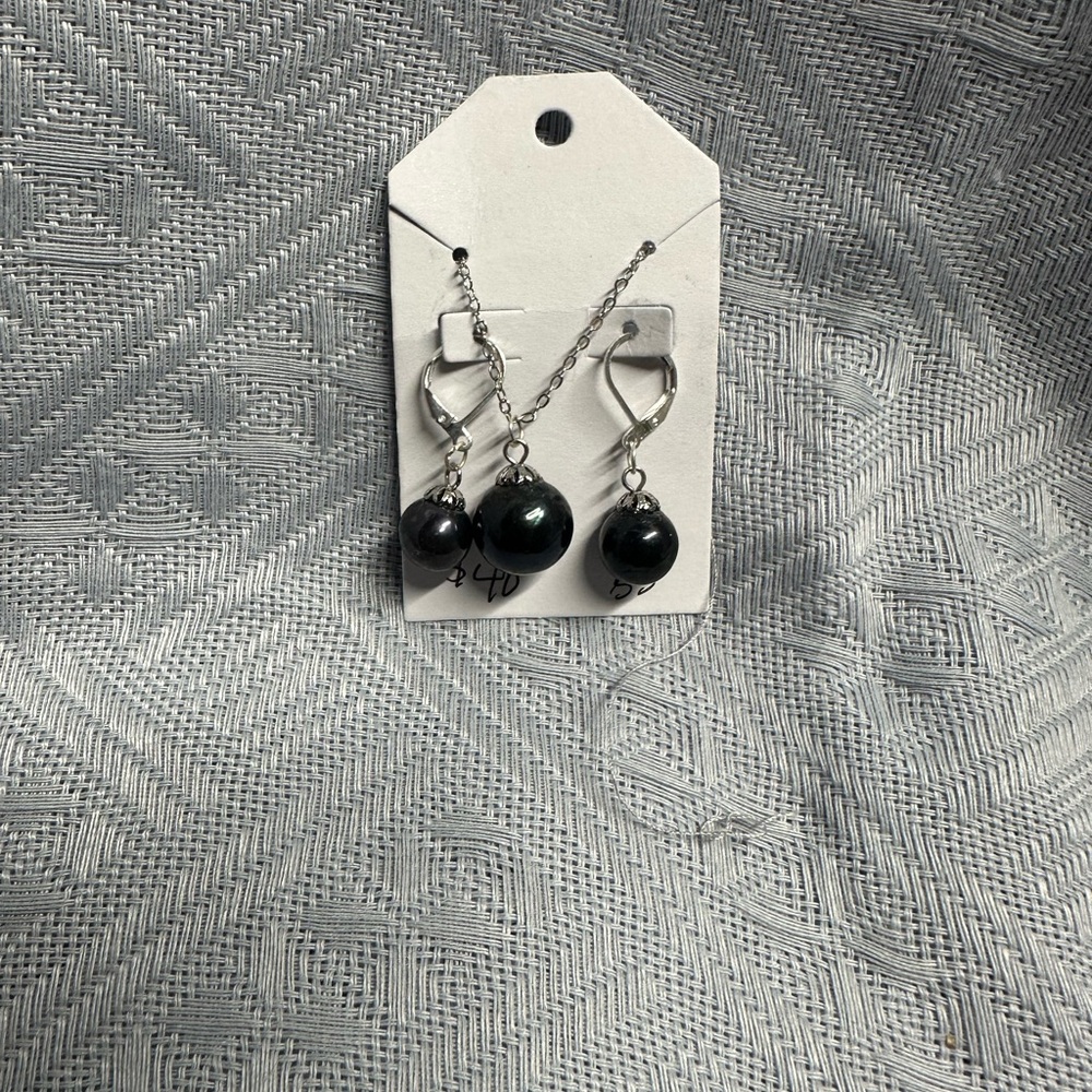 Black Edison Pearl set